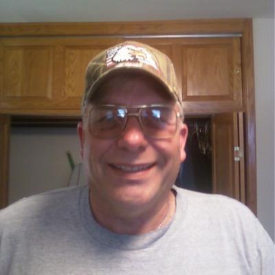 rbergman32's profile picture. That cool dad that you wish you had!