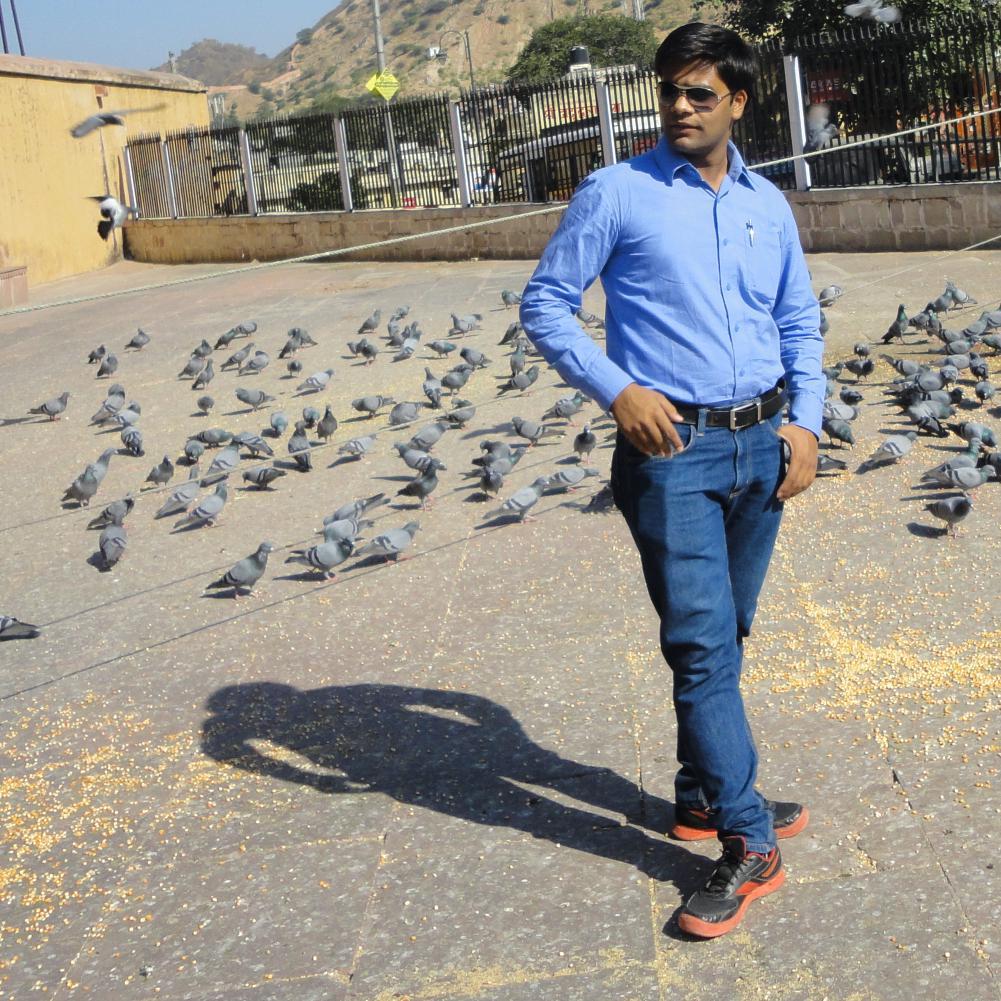 kapilhariom's profile picture. 