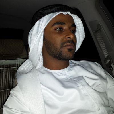 ‏احب الحيوانات والرياضه