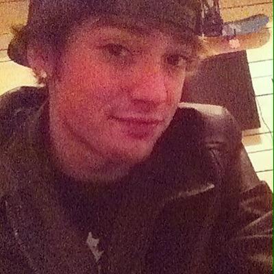 WiningerColton's profile picture. 21 young, plumber, snowboarding, skilled, oly pnw, etc...