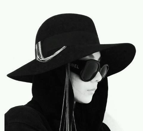 Singer_ uae