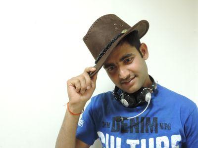 SanjayY7562's profile picture. Make a honesty peoples....!