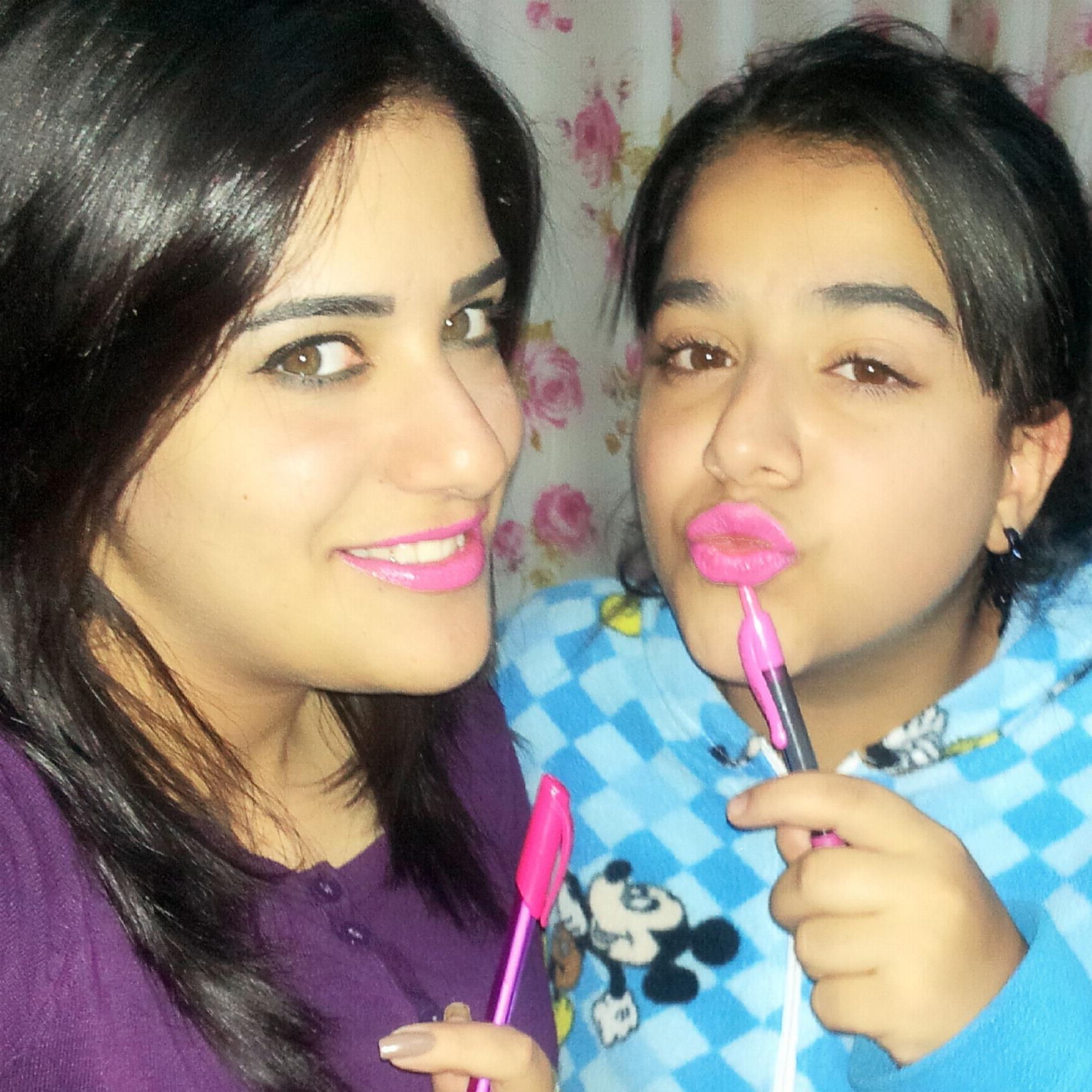 hindidana1's profile picture. 