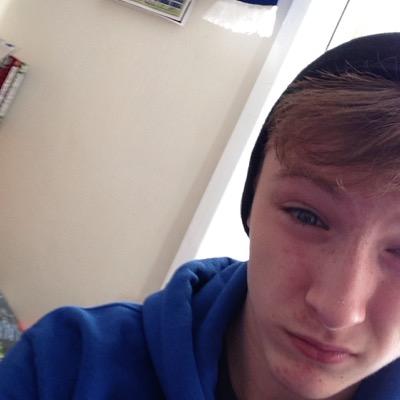 hannan4060494's profile picture. YouTube is life trying to start it