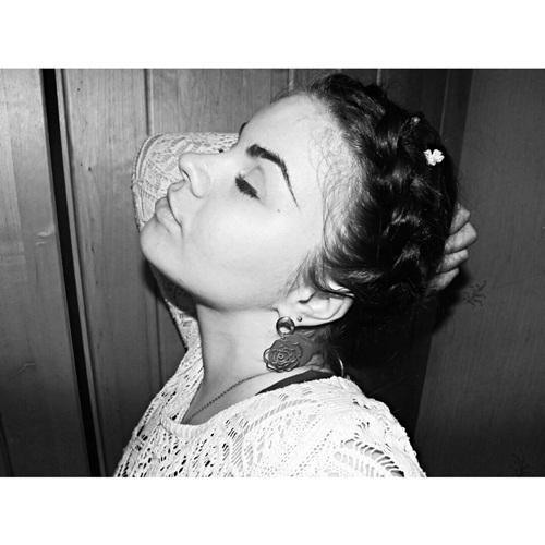 Miss_Damy's profile picture. http://t.co/1rPZsscGbN