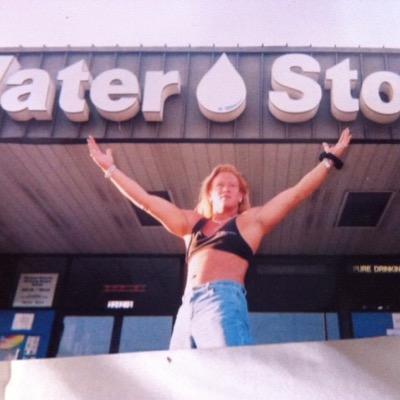 musclegoddessKM's profile picture. 