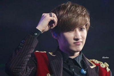 I'm E.L.F WooriBin Hyunwoofan  Jongsok