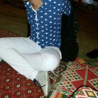 ‏‏لٱ تتوَقع شيْء , ولٱ تنتظر شيّء  
  فّ ﺎجمل ﺎلٱشَياء تأتيْ صّدَفَہ .3 ‏ ‏