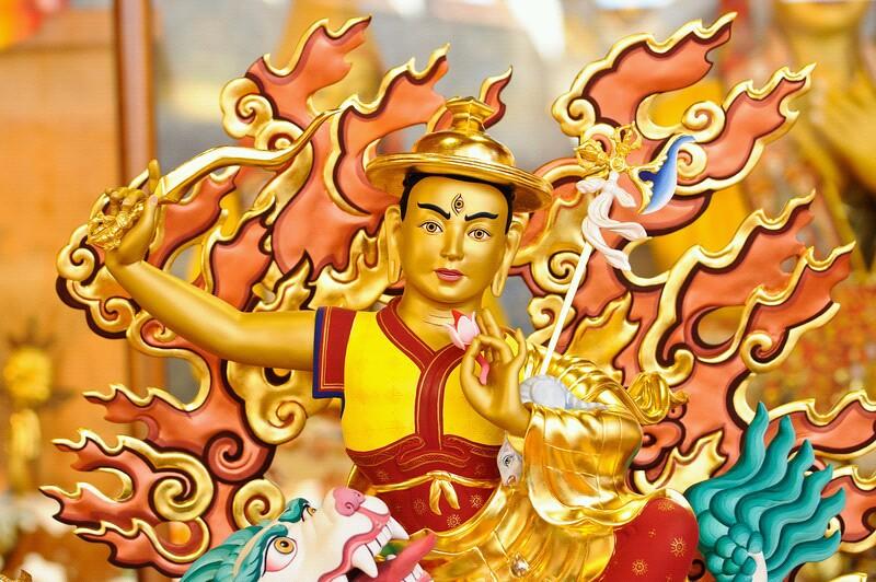 Pure Mind;Pure World.Protecting Buddhism with Pure Wisdom Buddha Dorje Shugden