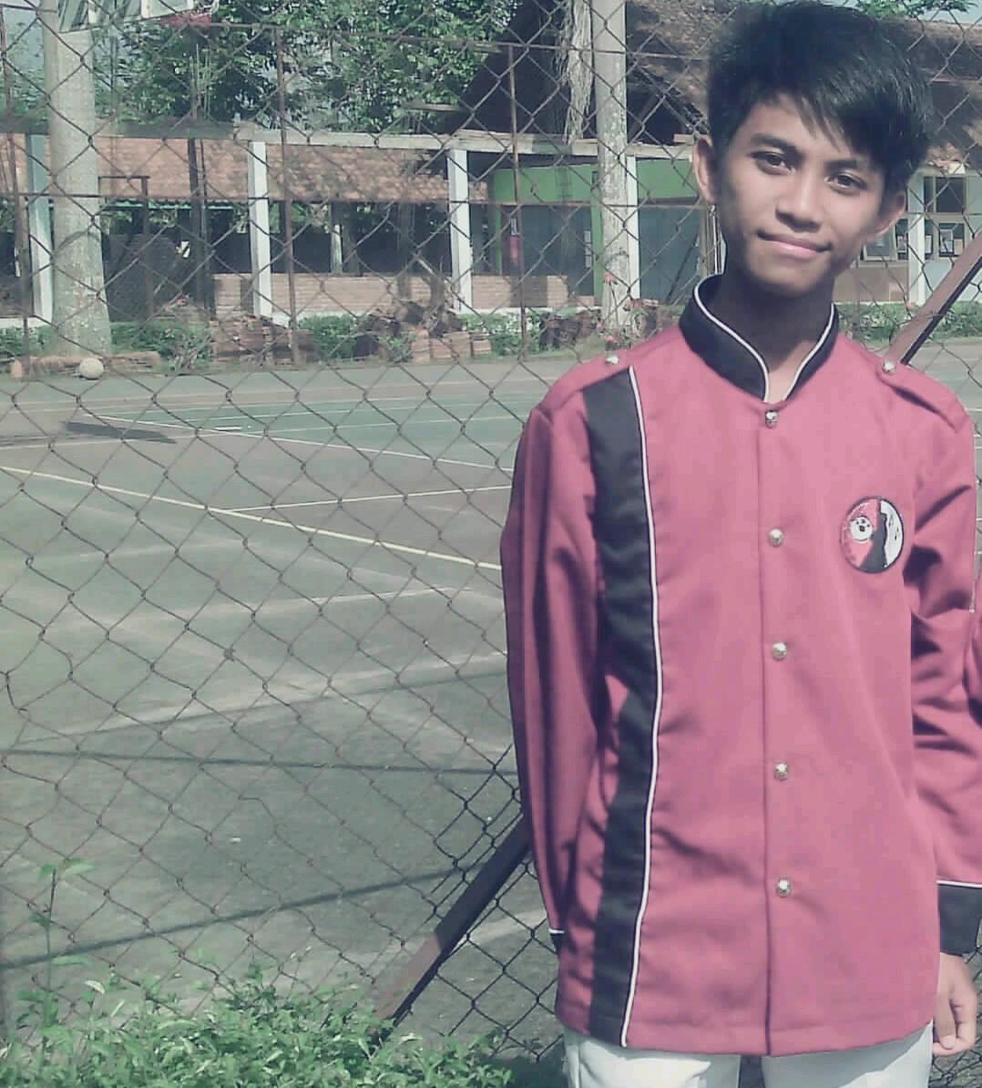 The Dreamer, keep a humble, stay Cool `o,o|`
FIP UPI 15'
5SecondsofSummer ^^
ReMa
|SMA N 1 Ciawi, Tasikmalaya|