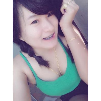 จำหน่ายครีมหน้าขาว&เงา&เด็ก สอบถาม/สั่งซื้อ ID.line:honglyyang
