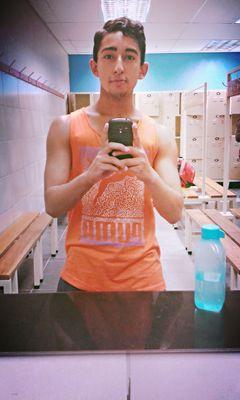 9c6895bb4eda4b6's profile picture. Family , Work-outs , BBM 7953E6C0