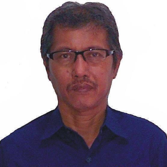 Wong Suroboyo, lahir tahun 1962.