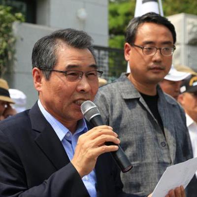 애국당 대표 최인식입니다.
patriots.kr / www.애국당.kr
이승만의 자유정신과 박정희의 자주정신을 계승 발전시키자