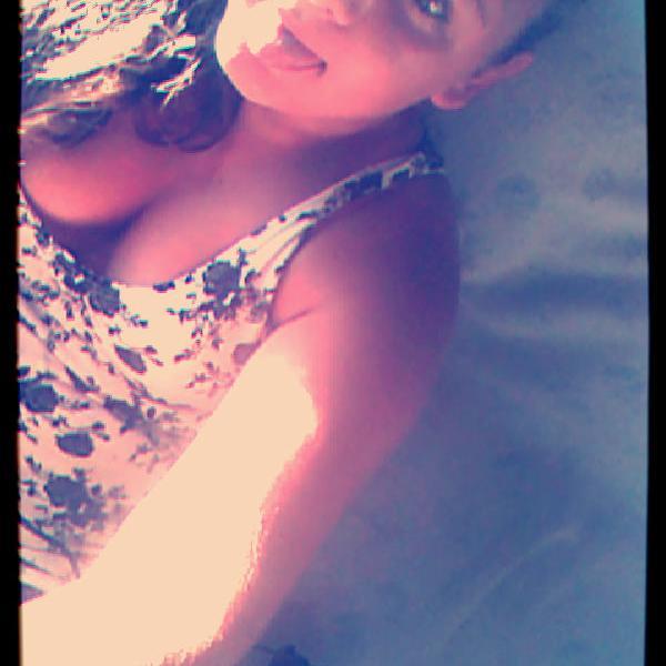 Nao deixe ninguem destruir seus sonhos mais nao os realize pisando nas pessoas ;)