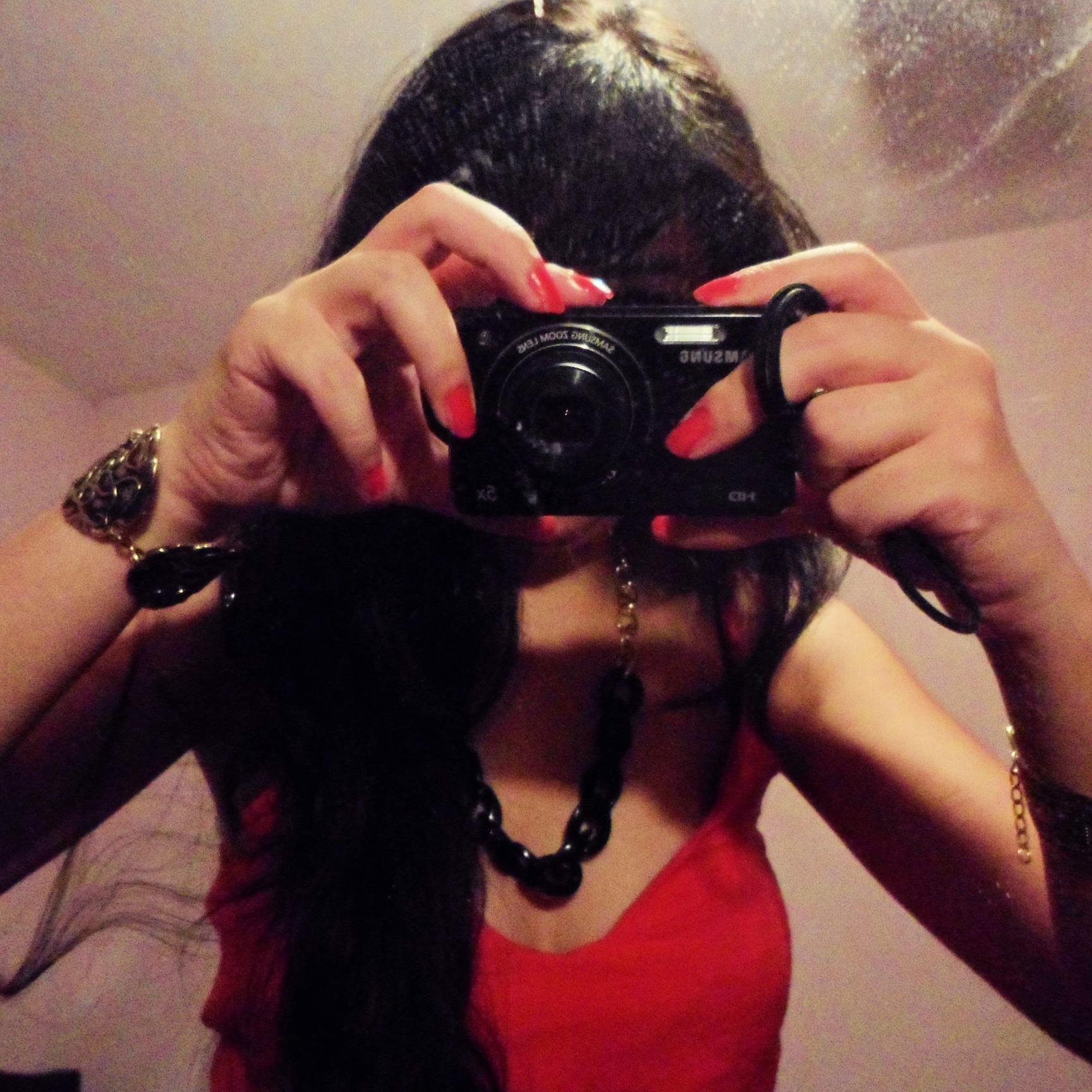 fanatica del color violeta,de la danza, de mafalda, barto te llevo en mi corazon!-FOLLOW ME.