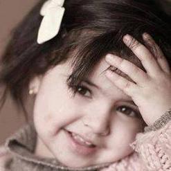 elineany's profile picture. 