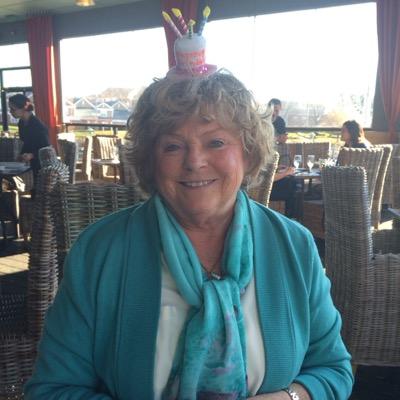 CaroleJohn4's profile picture. 