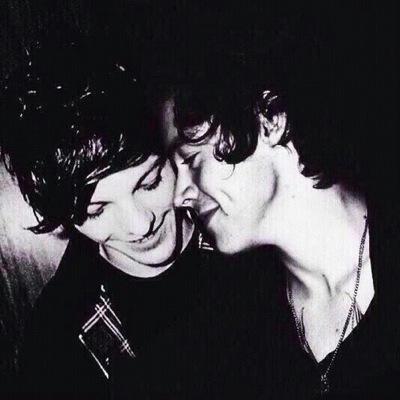 I'm 17, but sometimes I'm 82 and sometimes I'm 6. I ship Larry, deal with it.