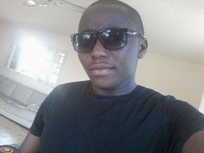 SimplohK's profile picture. 