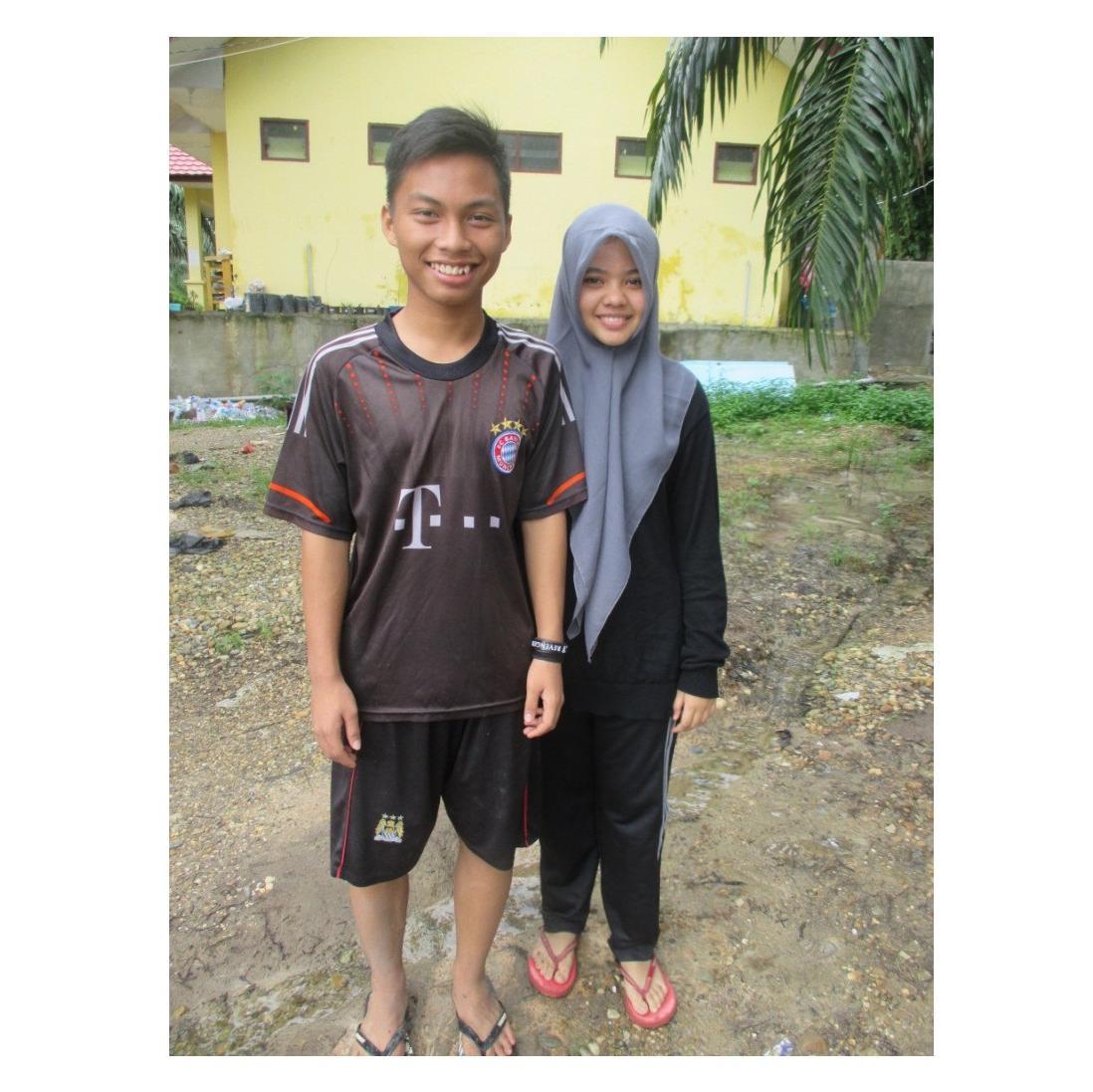There is no god, but Allah.
UlfhAkbrSyhptr{}