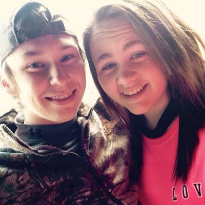 17 years young, junior @PHS and happily taken by my best friend my whole world Nike Mason