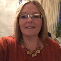 Laura (@lapirish) 's Twitter Profile