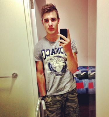 Gay Aussie Boy