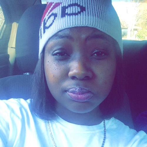 #CALIF0RNIA_Hometown #TeamK0BE
#TeamLakers 
Shawty Got A Mean Shoe Game 
A blonde bit..
McDonalds Brainiac 
A firm believer of G0D
#RIP_PAXT0N