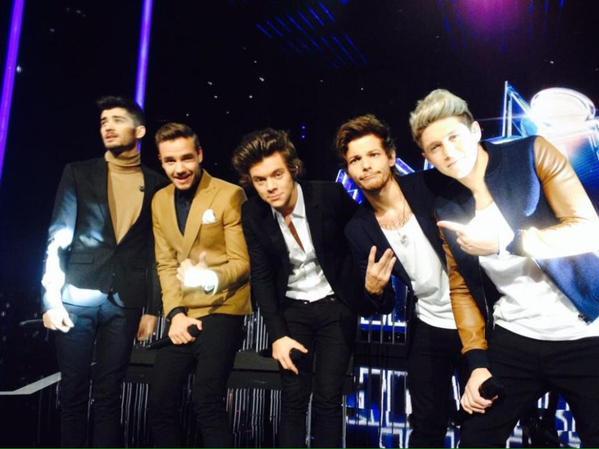 Amoo 1D '