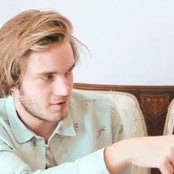 Hows it goin bros? My name is Peewwdiepie. Marzia is the most beautiful girl alive #RP #Dating @LoveMyPewdie