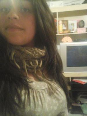 hola mi nombre es nayali orellana rubio  tengo 20 año soy tec en enfermeria en conmencion en adulto mayor   soy soltera