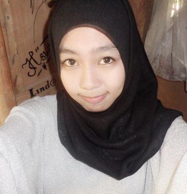I'm student in Makassar State University
International Class Program  MATHematics  2010
♥♥ اَللَّه سُب وَتَعَا || ♥♥ Parents || ♥♥ Brother&Sister || ♥。♥sinry_23