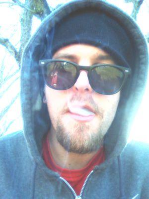 Hey there its your boy GreenPipe the Giant kicking it eastcoast chilling.