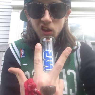 LarsenEvan's profile picture. 