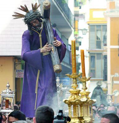 Cigarrero del Puebla cf hasta la muerte. Costalero de la primera y primitiva cuadrilla del cristo del perdón patero izquierdo