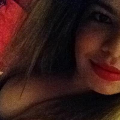 Instagram : rebeccaferrette 
Snap  : rebecaferrette