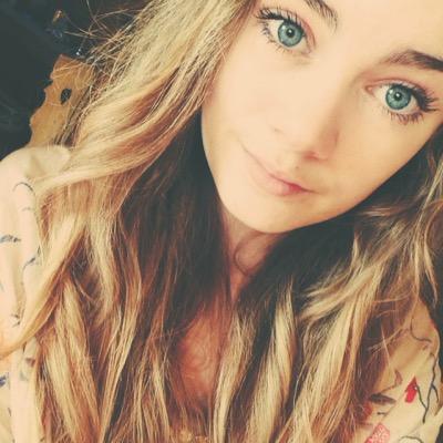 emmouuille's profile picture. 