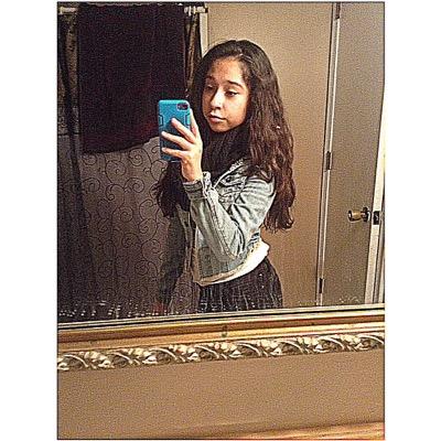 Follow me on Instagram @c.lar.issa and @forever.clarissa