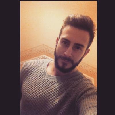 Instagram: chrismitchell922                                            Snapchat: chrismitchell92