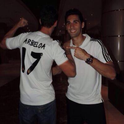 He ganado 17 Ligas/ 6 Copas Rey/ 13 Supercopa España/ 1 Copa Liga/ 9 Champions/ 2 UEFA/ 5 Mundiales/ 5 Supercopa Europa/ Mejor club s.XX