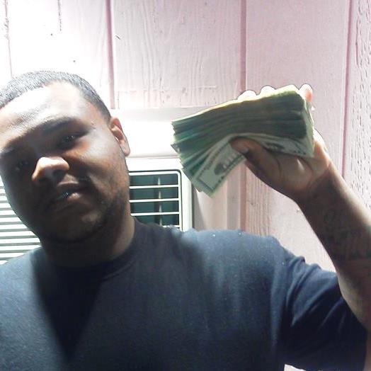 A REAL ONE FROM THUG TOWN TALIBAN OK GET UP ON THAT. BT YEA IM RAPPIN REAL ISH THO LOYALTY IS FIRST FOR ME AND MONEY FOLLOW UNSIGNED BY MAJOR BT GOT MY OWN ENT.