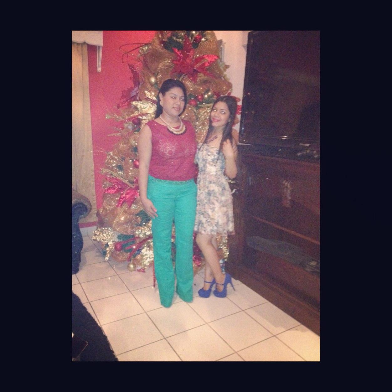 StephanieY98's profile picture. ❤️