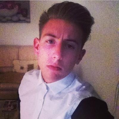 Kostine18 Profile Picture