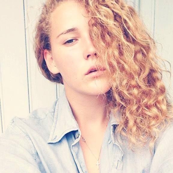 louise_blrd's profile picture. 