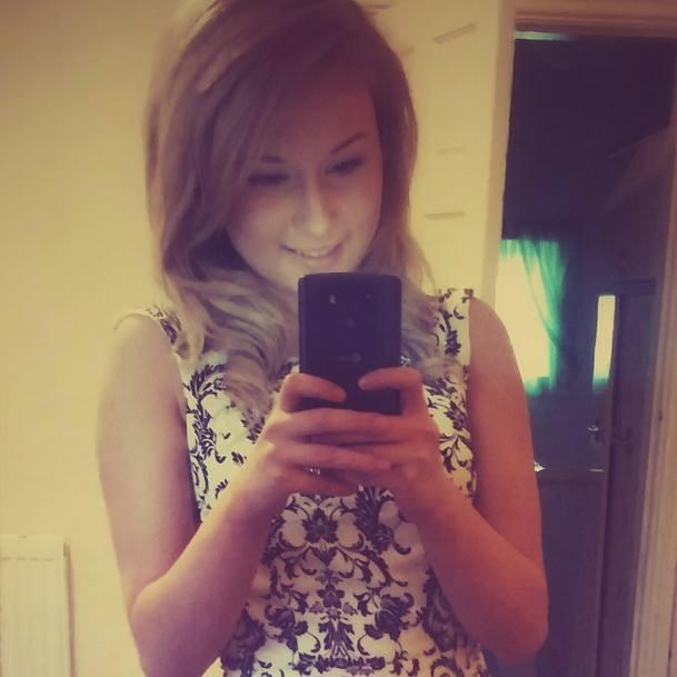 rencele's profile picture. 