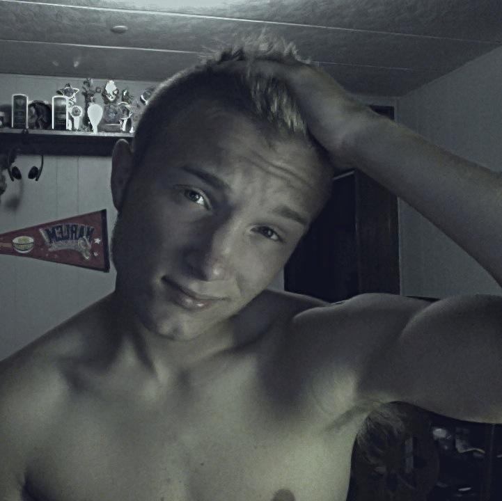 JakeJaparent's profile picture. FOLLOW