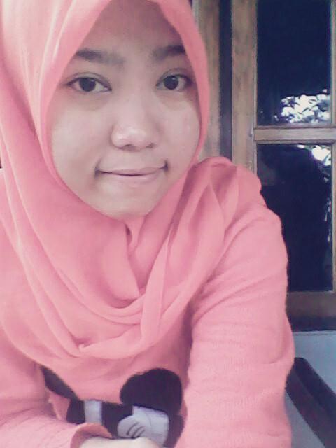 I'am Zulha Mitha WulanSarii | love Allah | i love my family | keep smile smile smile smile | be your self :) | 02061995