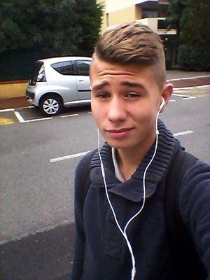 heaven_rebai34's profile picture. snap: heaven06110
Facebook: heaven turbeaux 
met toi bien ! #foot#estac#le#woop