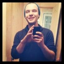 d_dmitriyevich's profile picture. idiot